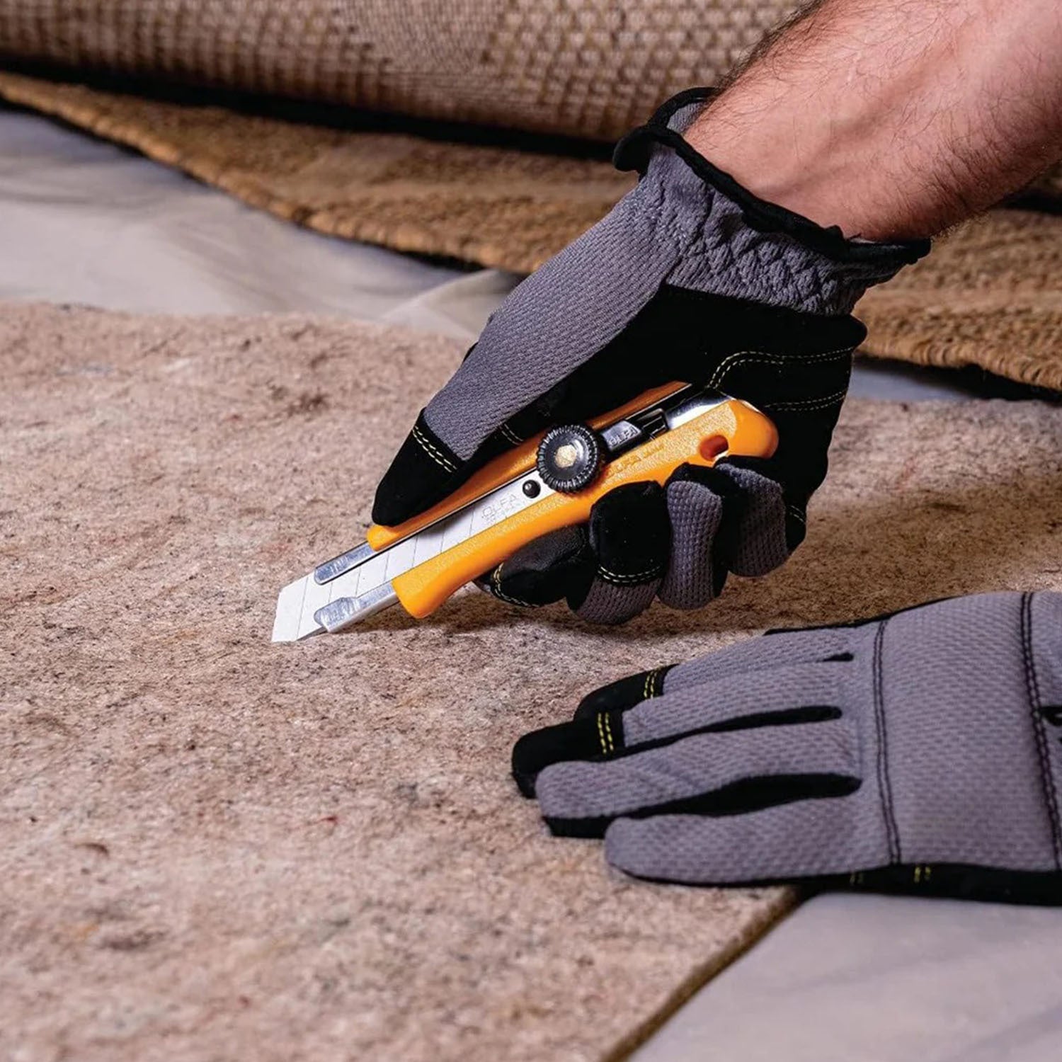 OLFA Heavy-Duty Utility Knife Multi-Purpose Custom Cutting Depth Utility Knife - OPEN BOX LIKE NEW