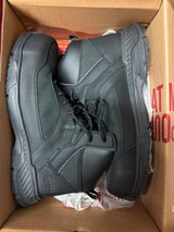 Kodiak MKT1 Men

€™s Composite Safety Toe Waterproof Work Boot 

 Black/Gray product image