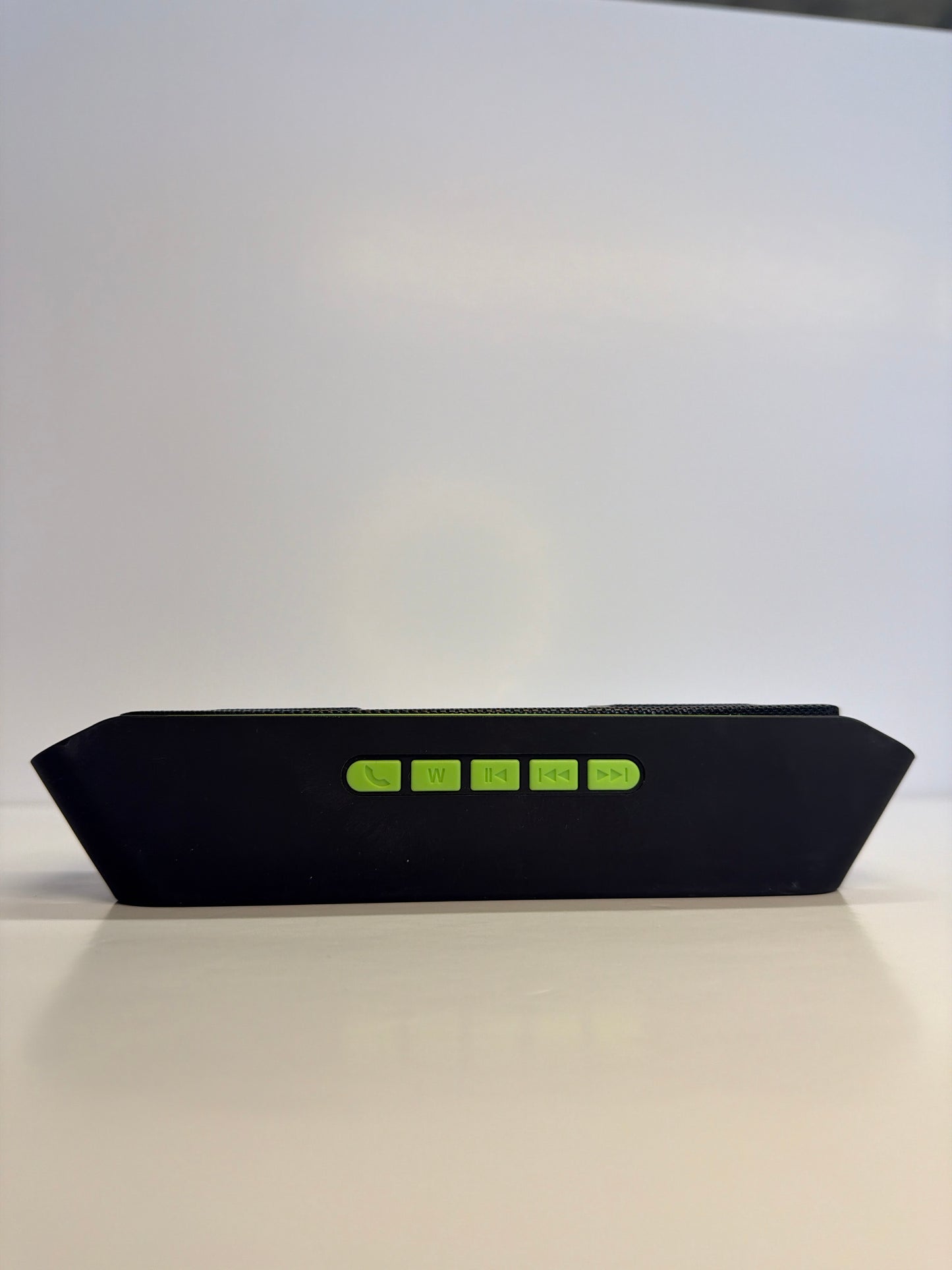 Music Wireless Speaker with Mega Bass and A2DP Stereo Sound