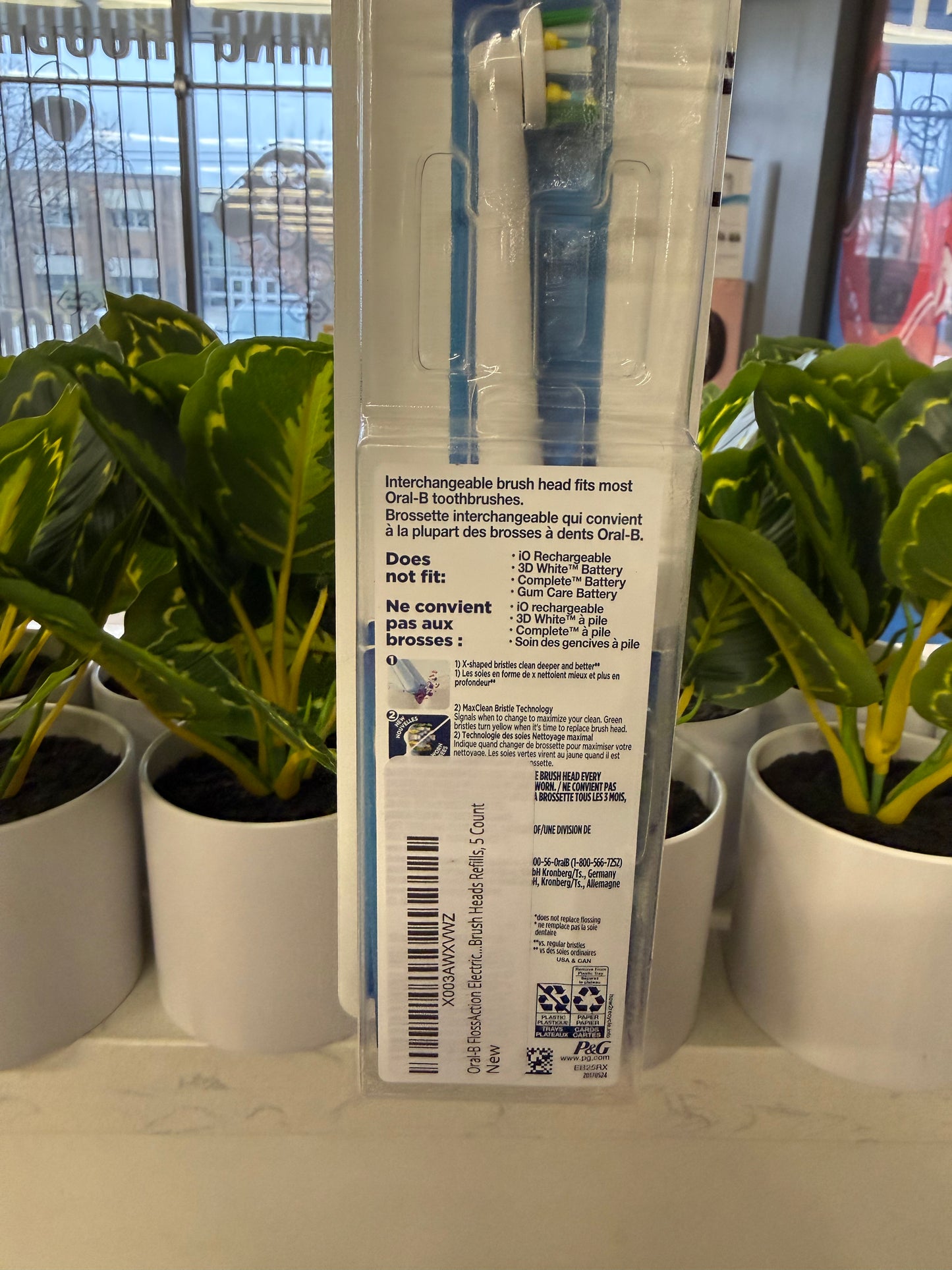 Oral-B Genuine Replacement Brush Heads, Cross Action, Refills For Oral-B Electric Toothbrushes, White, 5 Count