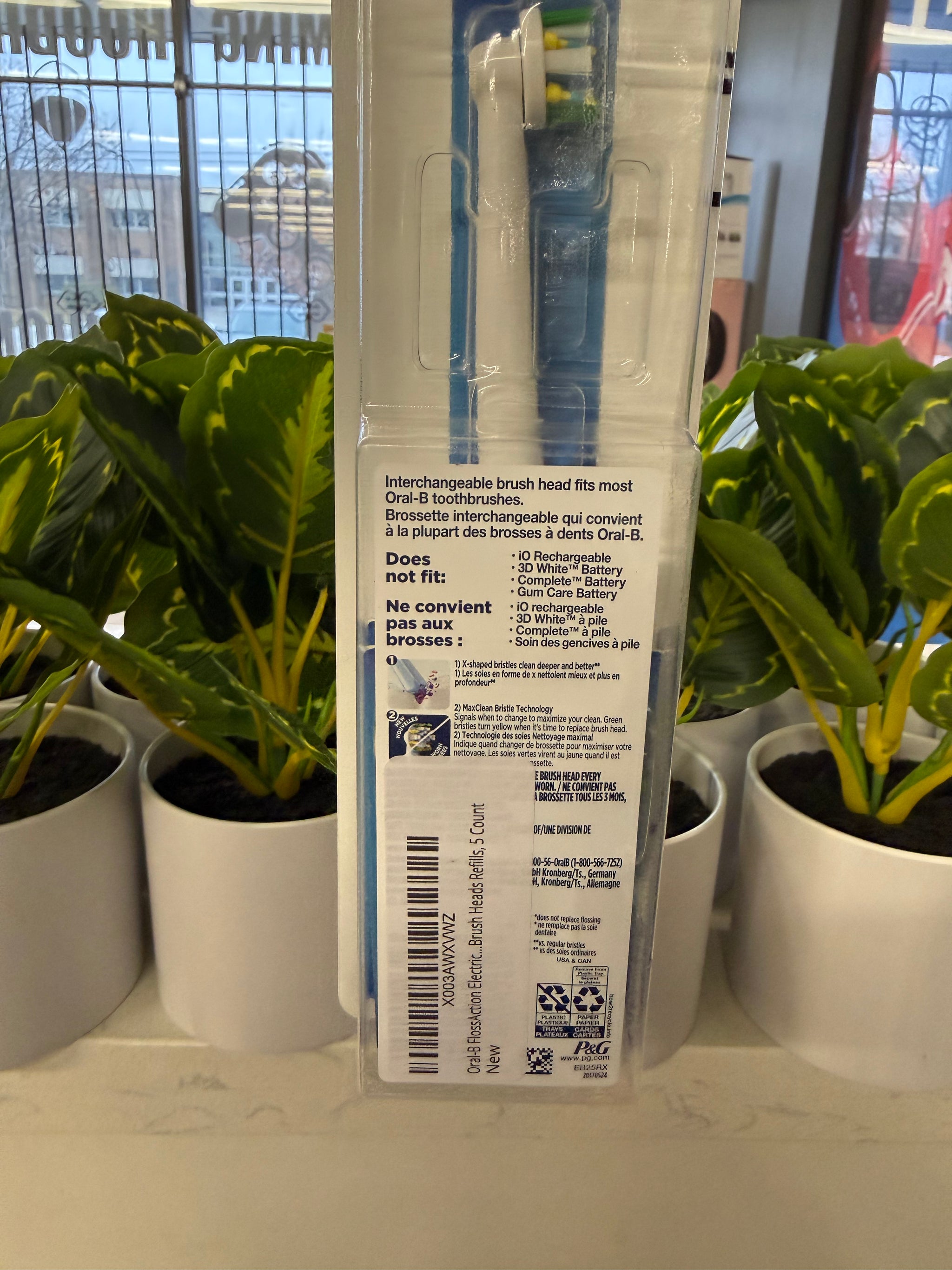 Oral-B Genuine Replacement Brush Heads, Cross Action, Refills For Oral-B Electric Toothbrushes, White, 5 Count