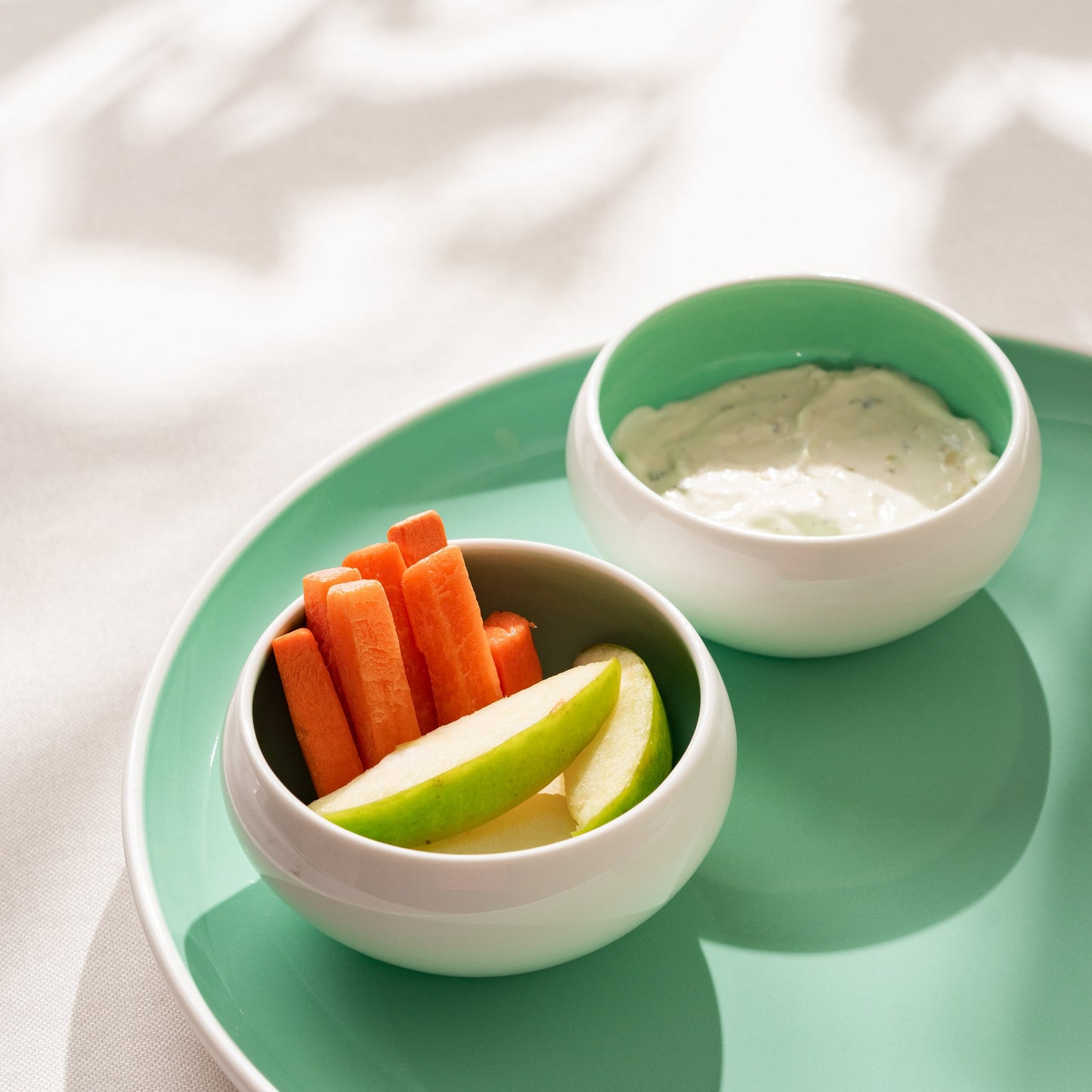 Porcelain Ramekins Set of 6 - for Creme Brulee, Baking, Souffle, Lava Cakes, Pudding. Custard Cups for Baking and Dipping. Microwave, Oven, and Dishwasher Safe, Scratch Resistant. 3.8 x 1.9 in - 5oz