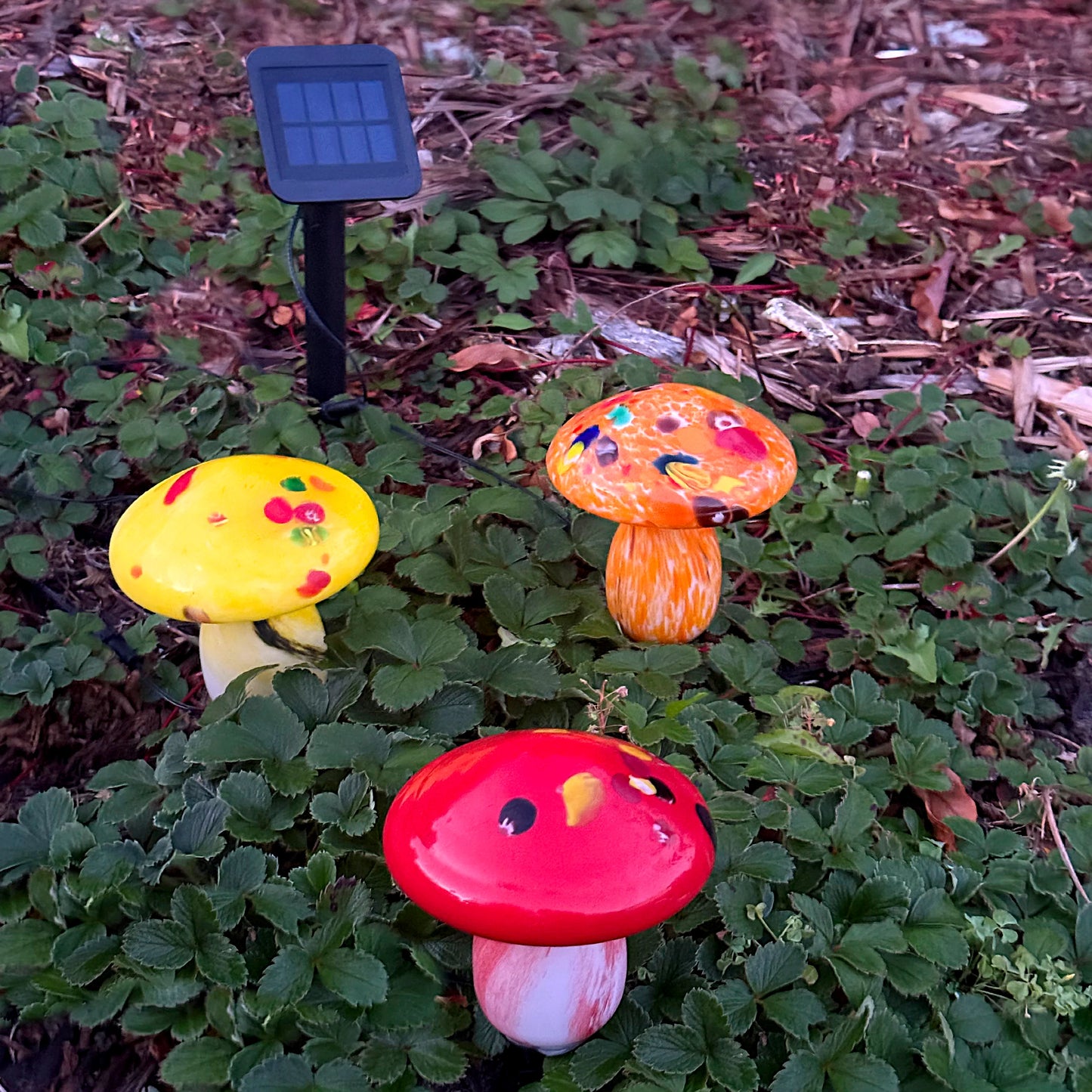 Infinity X1 Glass Mushroom Landscape Lights (3-Pack)
